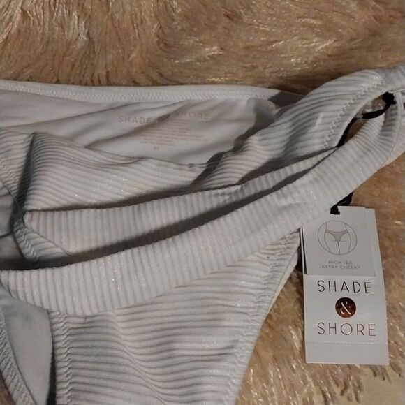 Shade & Shore Women White Simmering Bikini Bottoms NWT. Size M 8-10 - Picture 10 of 11
